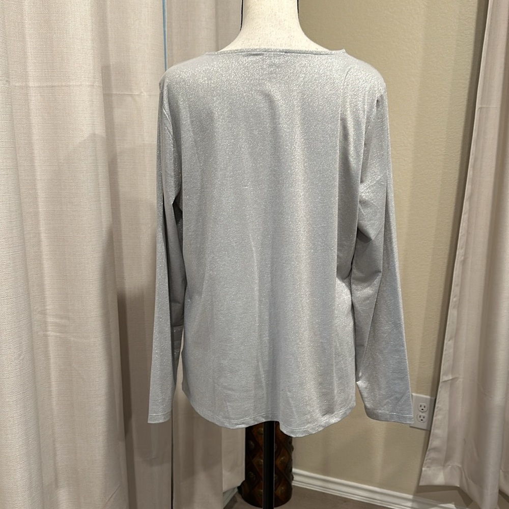 Talbots Blouse. - Picture 4 of 10